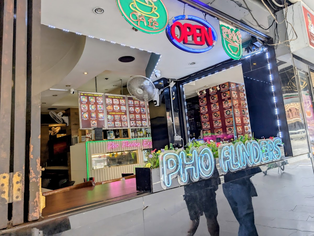 Pho Flinders Express-3